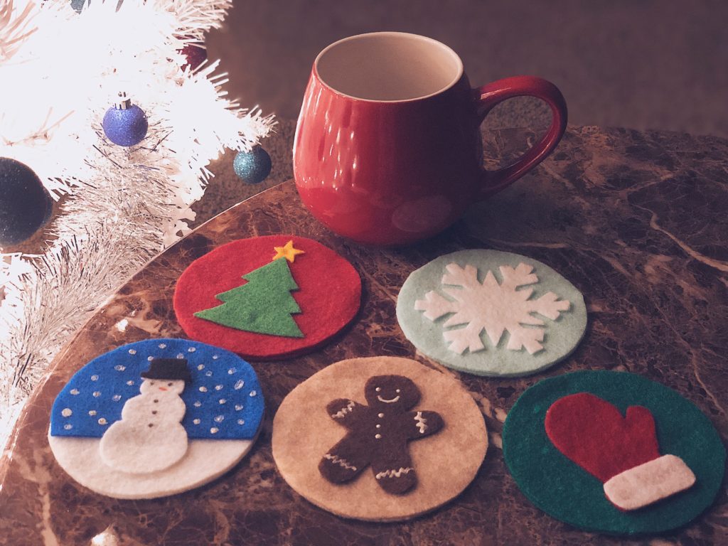 Weird Louise - DIY - Easy Holiday Felt Coasters - DIY