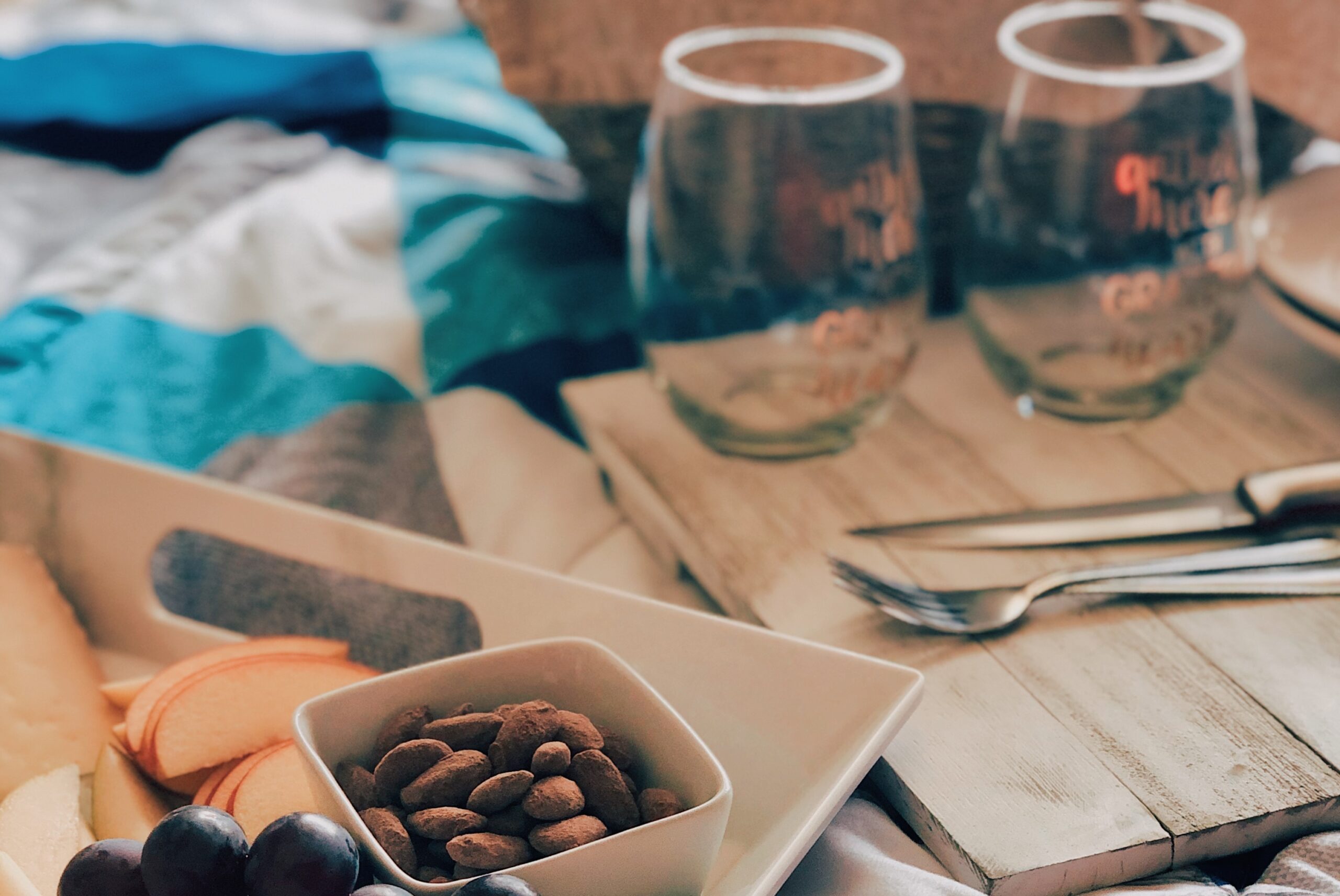 How to Navigate Friendships When You’re the “Flaky One”