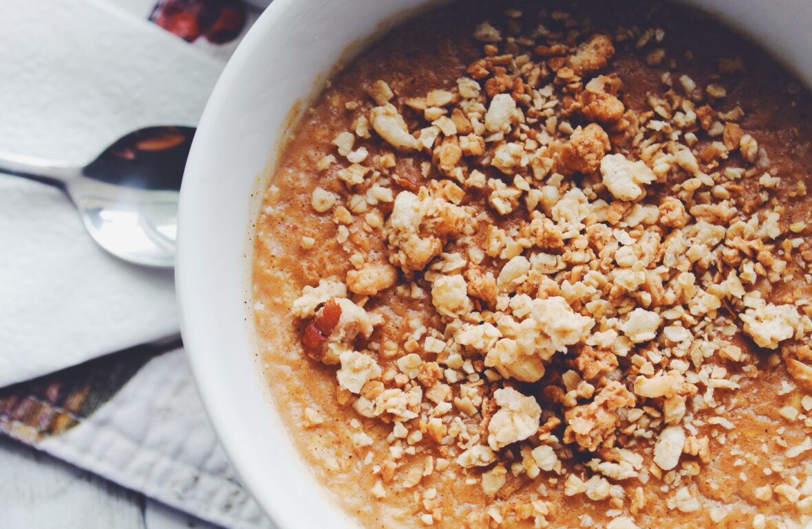 Sweet and Spiced Pumpkin Oatmeal