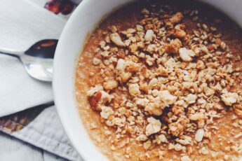 Sweet and Spiced Pumpkin Oatmeal